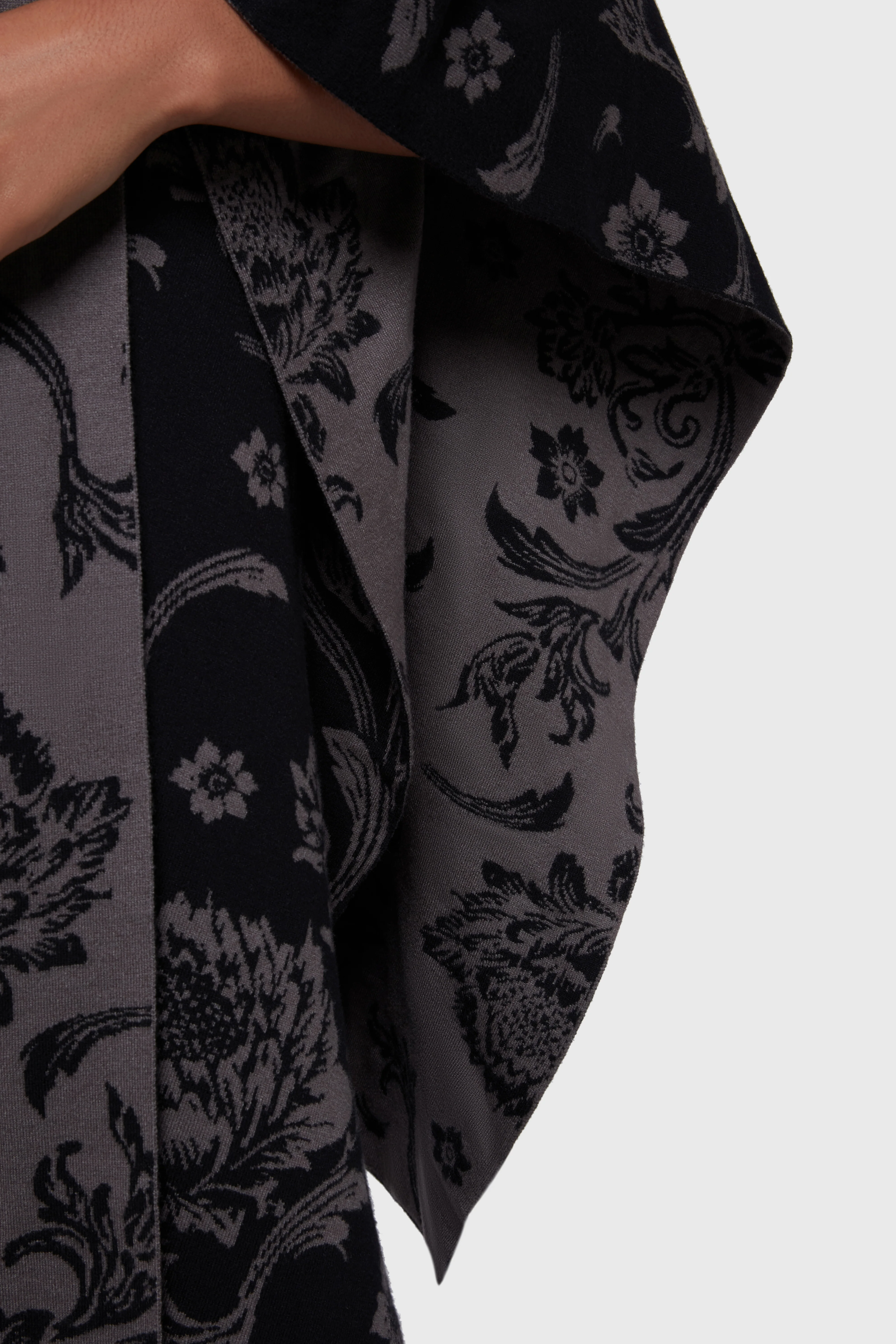 Flowering Fauna Cover Up - Image 4