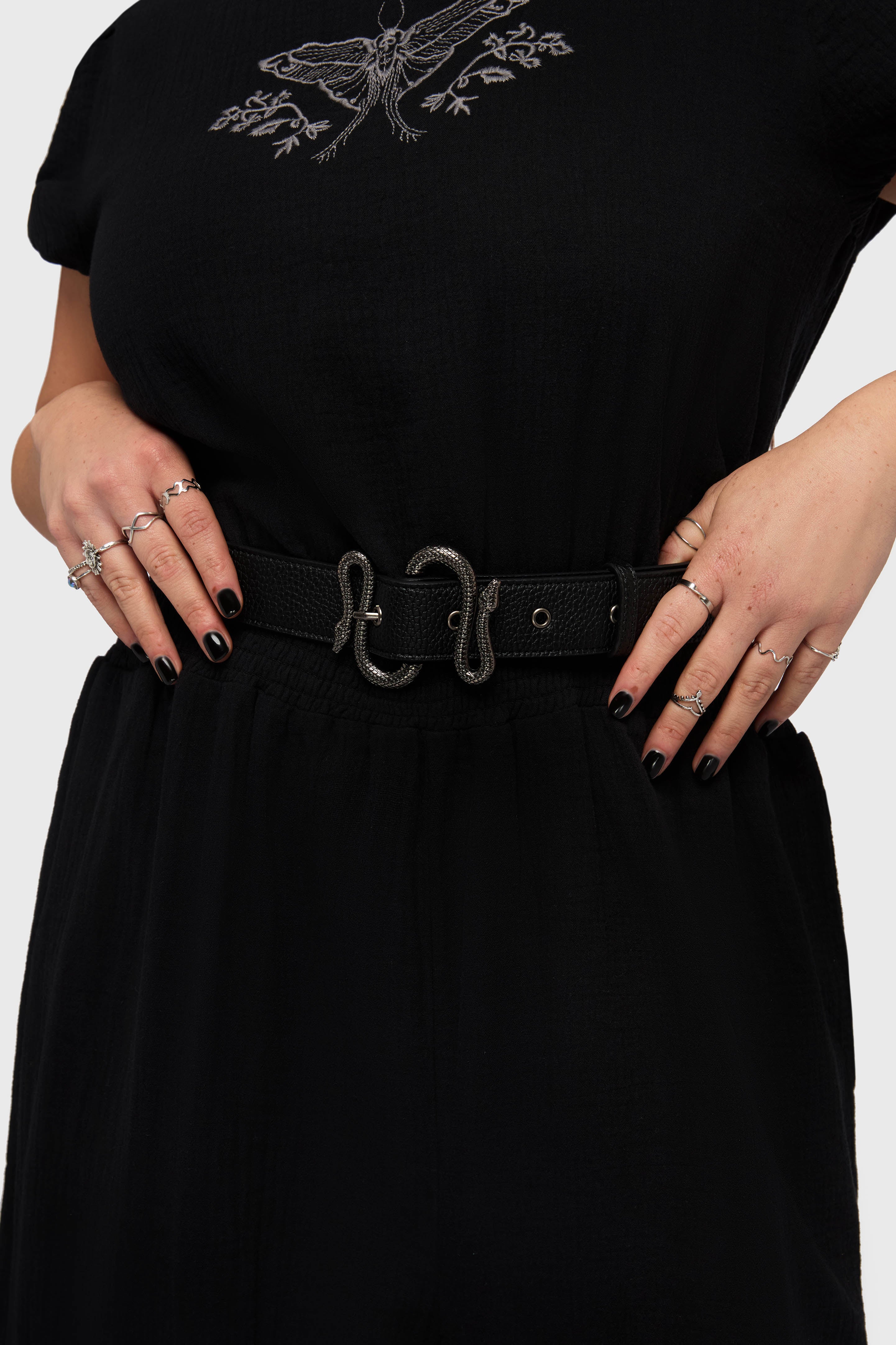 In The Hollow Snake Buckle Belt - Image 5