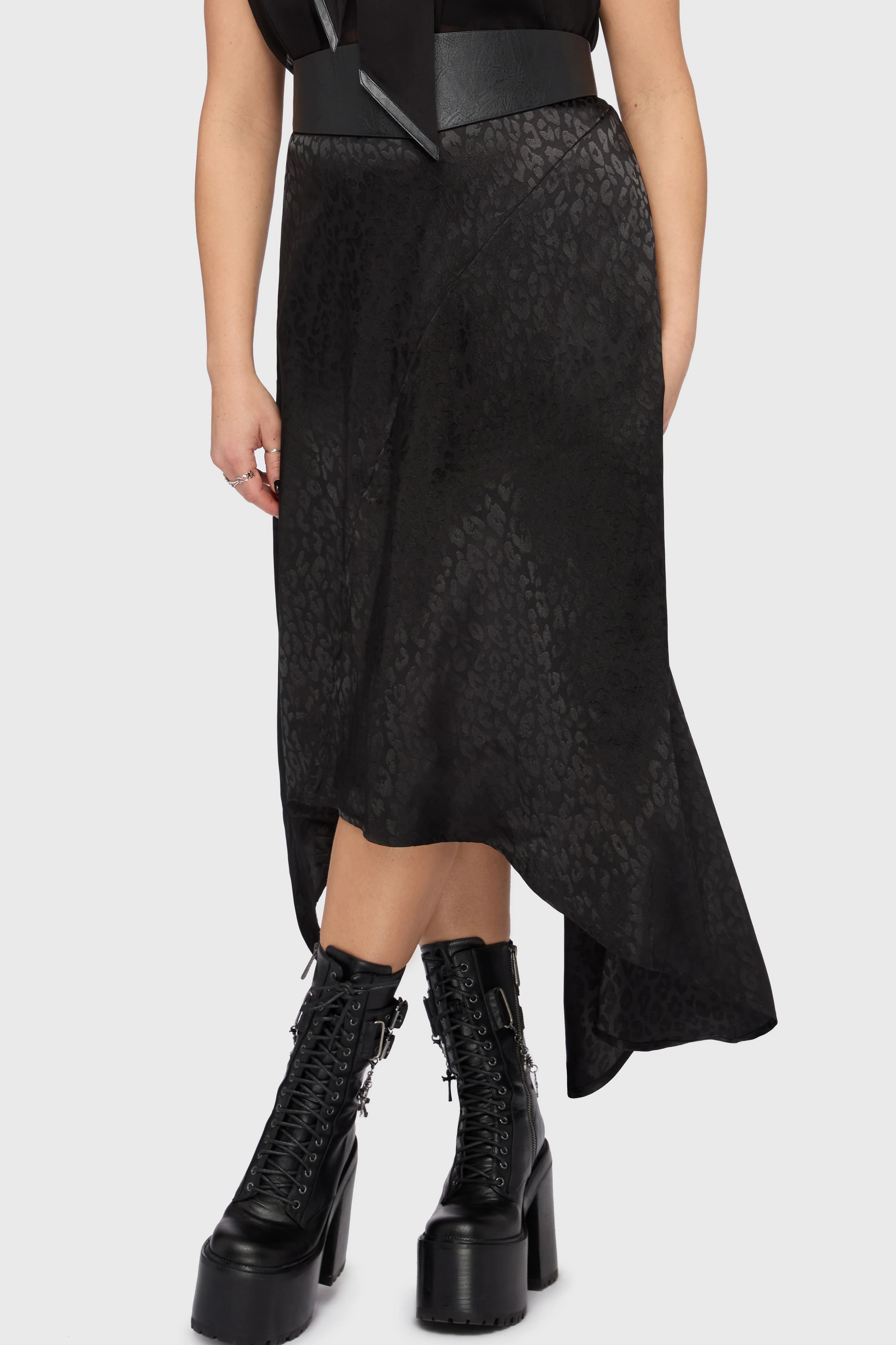 Kihilist Nova Asymmetric Skirt - Image 8