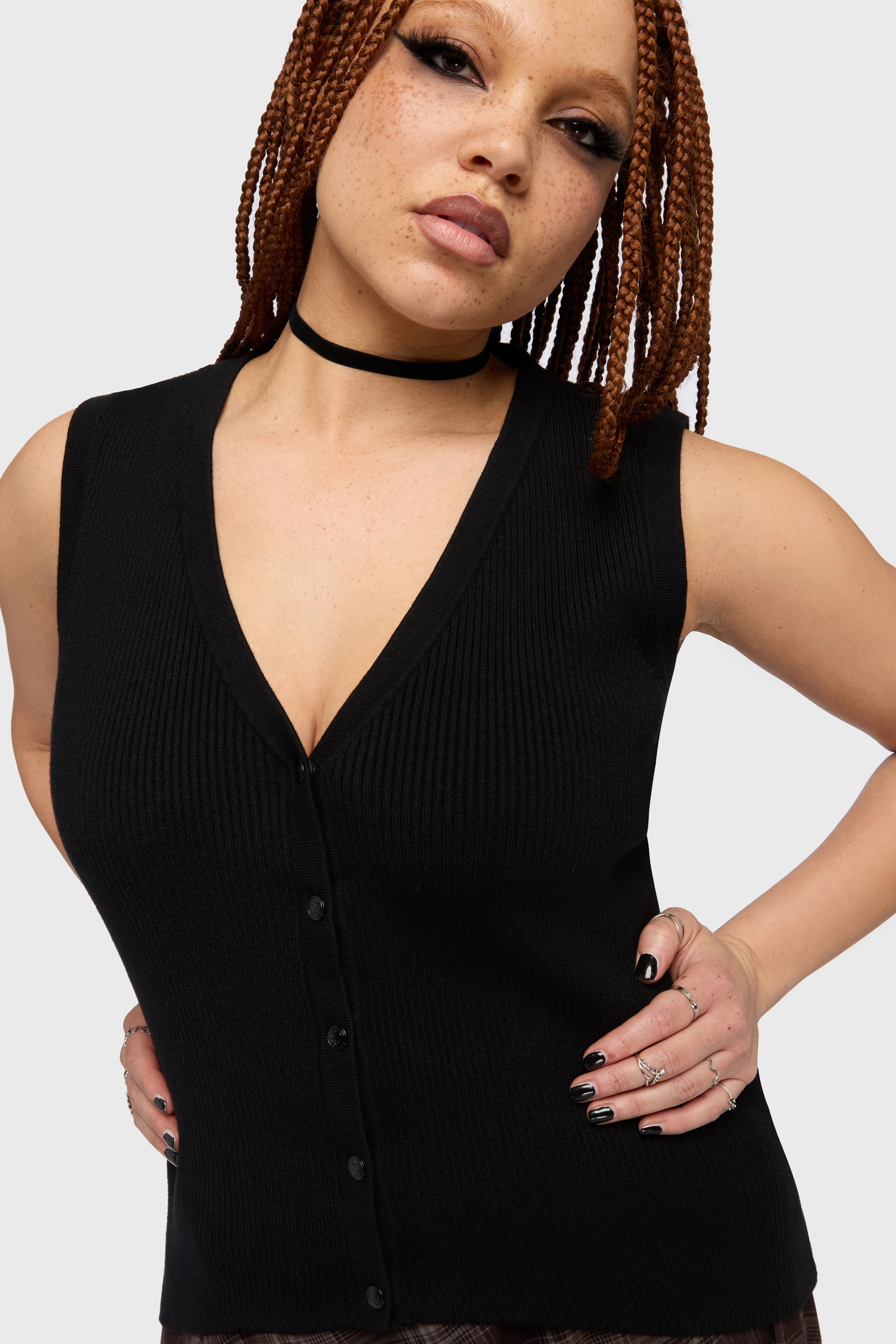 Kihilist Obsidienne Knit Vest - Image 8