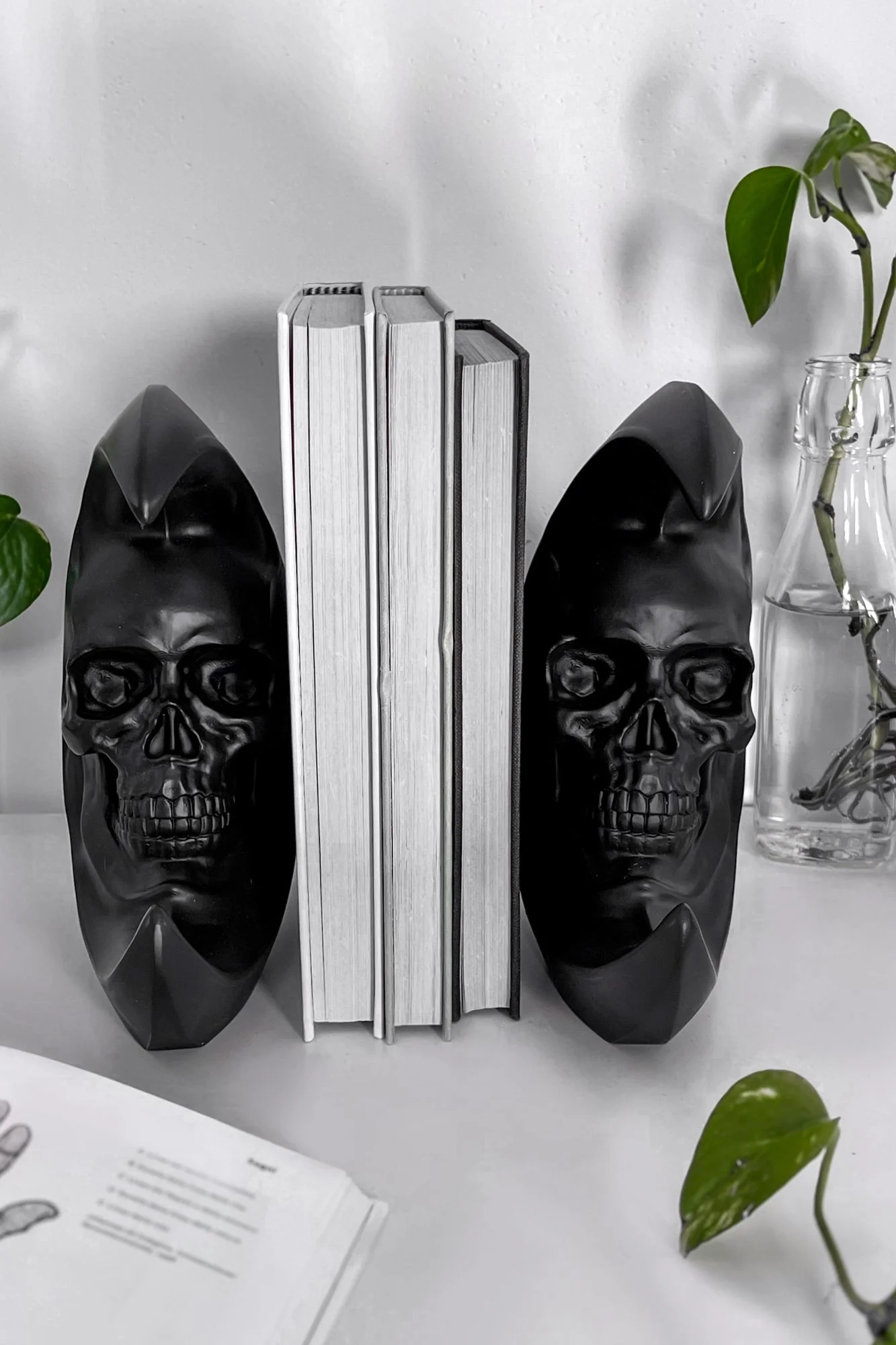Luna Morte Bookends - Image 4