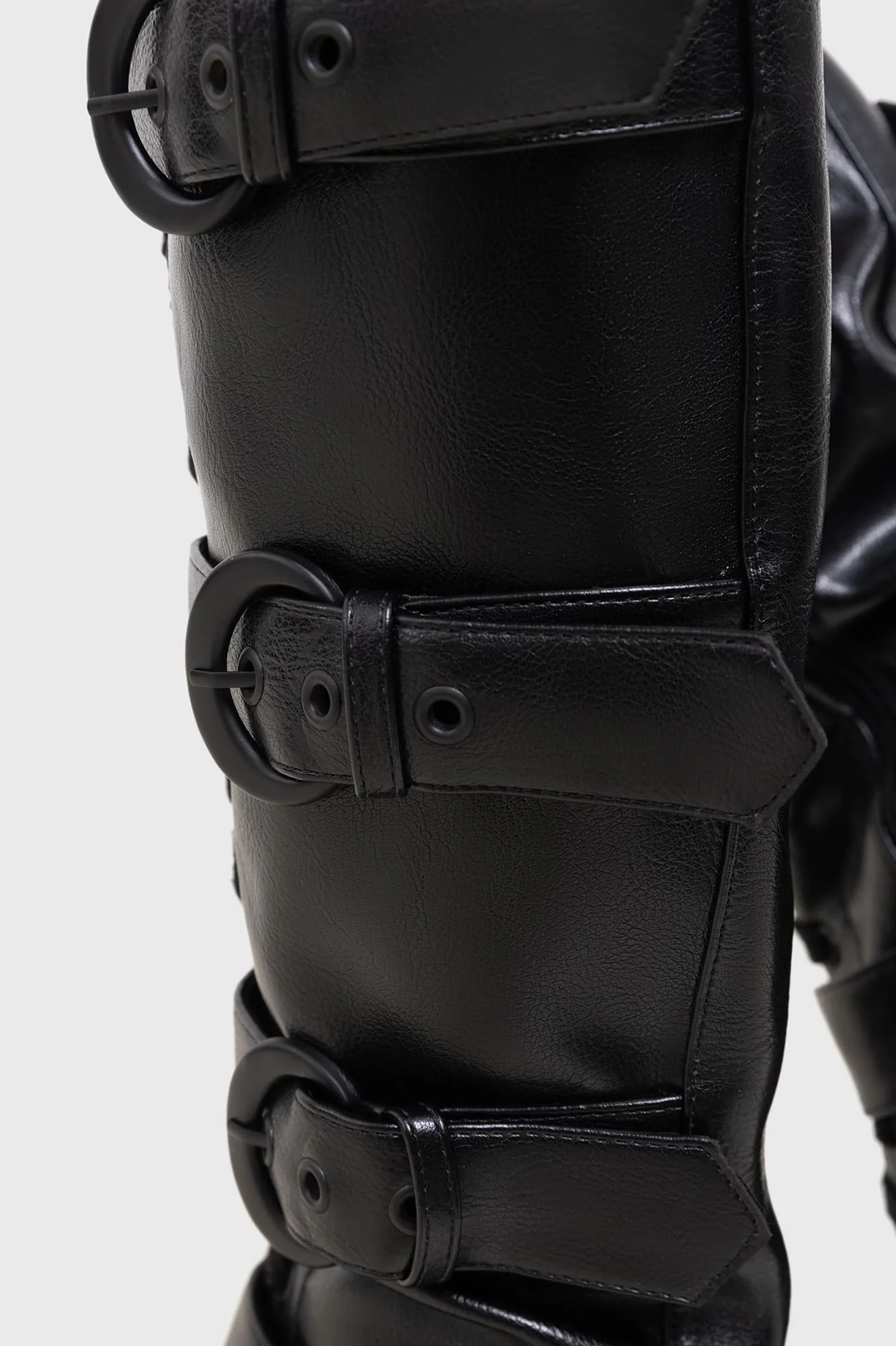 Lunaclysm Boots - Image 3