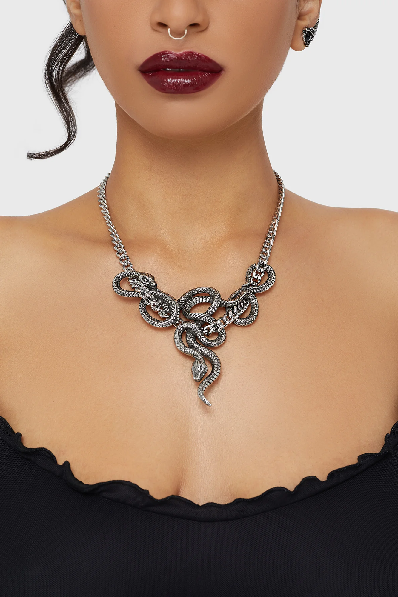 Midnight Venom Necklace - Image 2