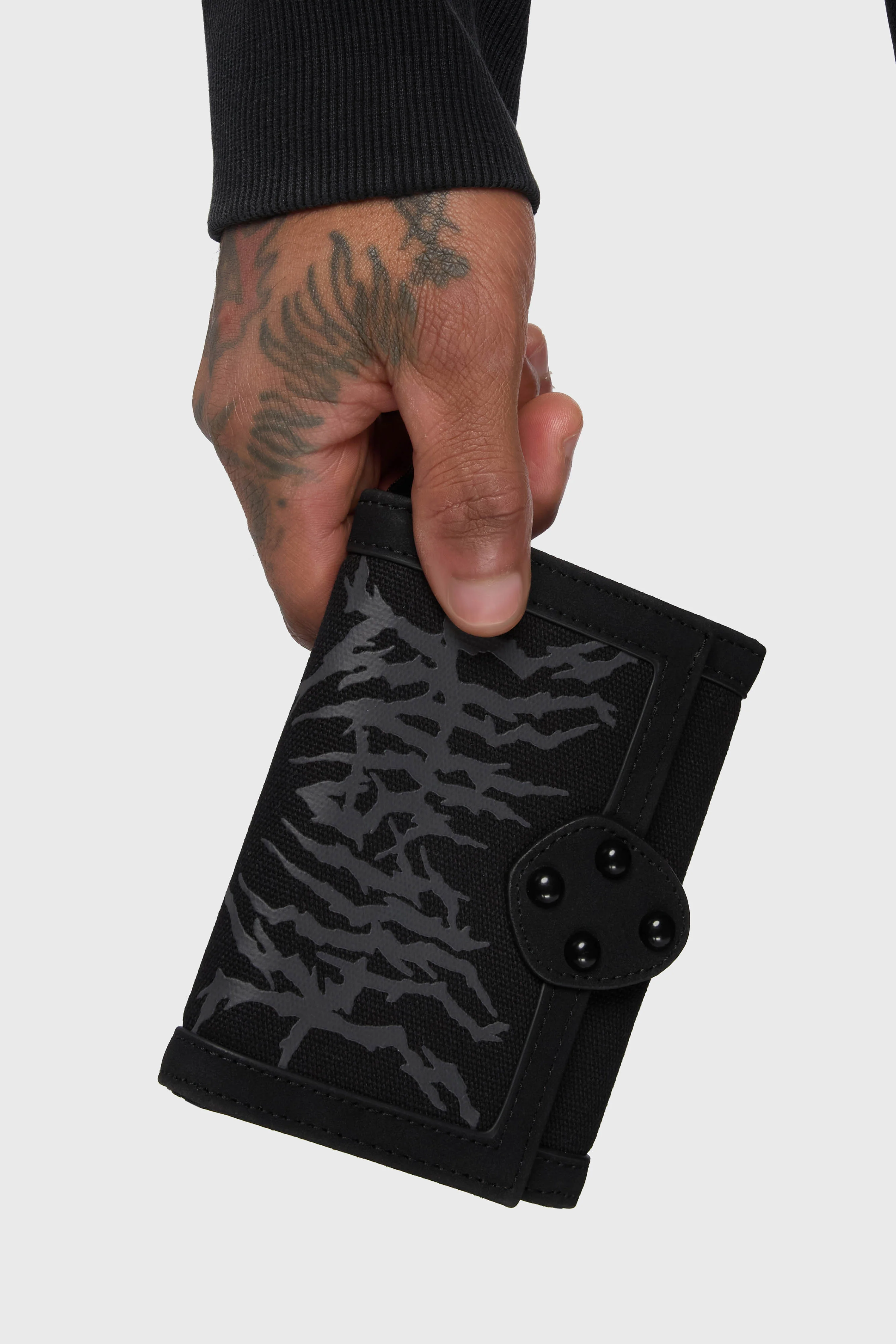 Shadowmark Canvas Wallet - Image 4